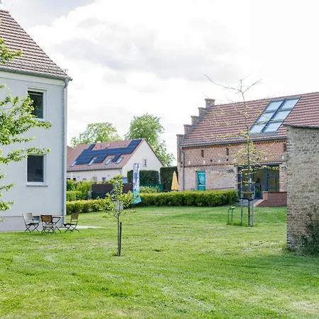 Premium Im Gustav Seitz Gaestehaus Апартаменты *