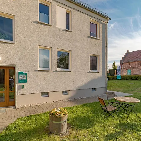 Premium Im Gustav Seitz Gaestehaus Апартаменты Muncheberg