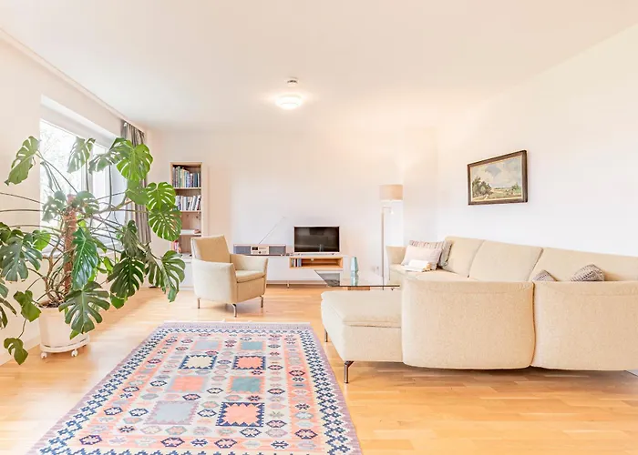 アパート Premium Im Gustav Seitz Gaestehaus Müncheberg